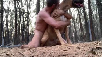 Shredded guy gets to top his dog after bottoming