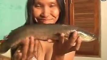 Proud South Asian MILF fucks herself with a fish